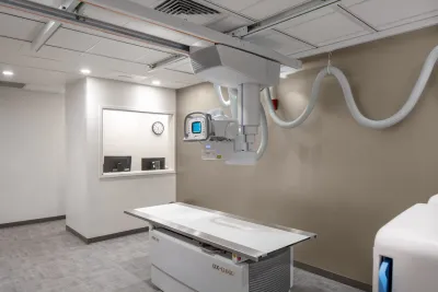 Care Pavilion Westchase lab room
