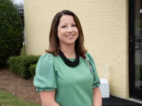 Kayla Arnold has been named AdventHealth Gordon’s latest SonShine Award recipient.