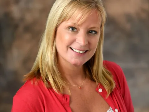 Julie Lindsey