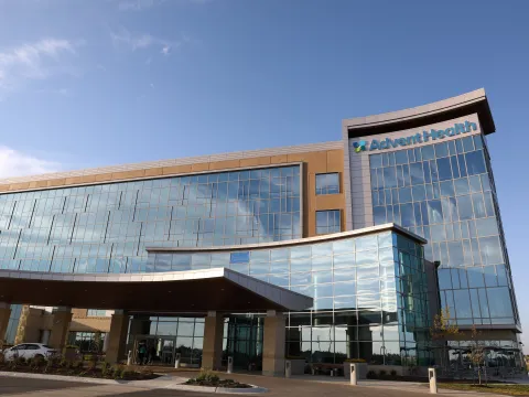 Exterior image of AdventHealth South Overland Park hospital 