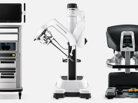 The Intuitive Da Vinci SP robot.