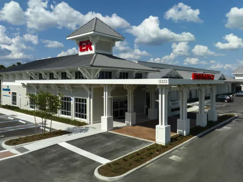 AdventHealth ER at FLAMINGO CROSSINGS Town Center Exterior photo