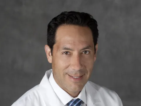 Dr. Cesar Jara