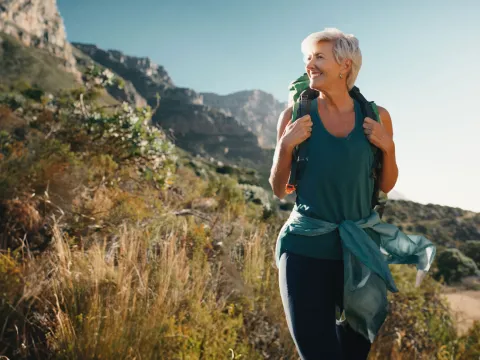 woman-hiking