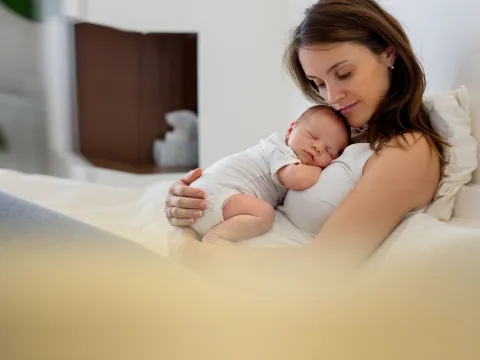 lp-hero-newborn-2000x1333.jpg