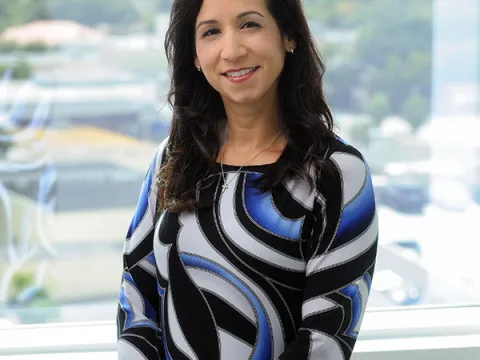 Dr. Omayra Mansfield headshot
