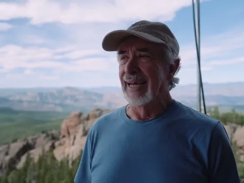 Orthopedic Patients Conquer First Post-Surgery Hike