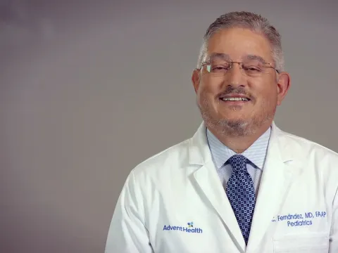 Carlos Fernandez, MD, FAAP (Spanish Version)