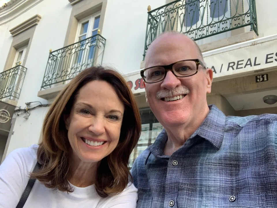 a selfie of Kevin and Robyn Edgerton